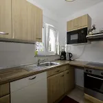 In With Terrace, Air Conditioning, Wi-fi, Dishwasher شقة لوبار