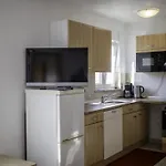 In With Terrace, Air Conditioning, Wi-fi, Dishwasher شقة لوبار
