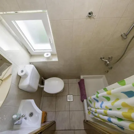 Apartment In With Terrace, Air Conditioning, Wi-fi, Dishwasher Lopar