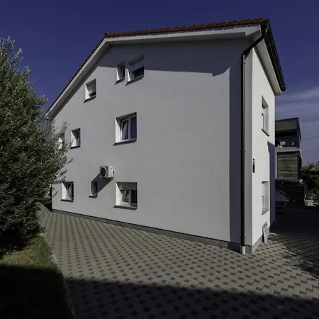 In With Terrace, Air Conditioning, Wi-fi, Dishwasher Lejlighed *