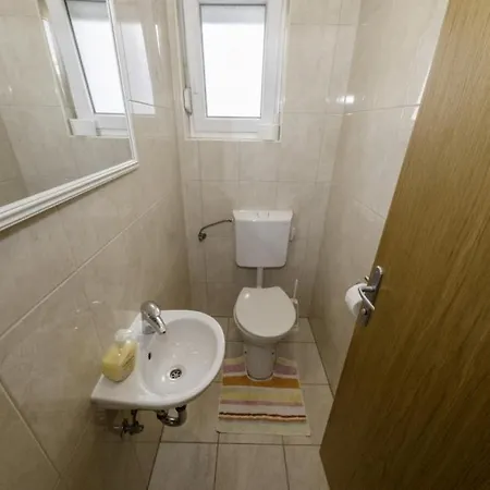 In With Terrace, Air Conditioning, Wi-fi, Dishwasher Apartament *