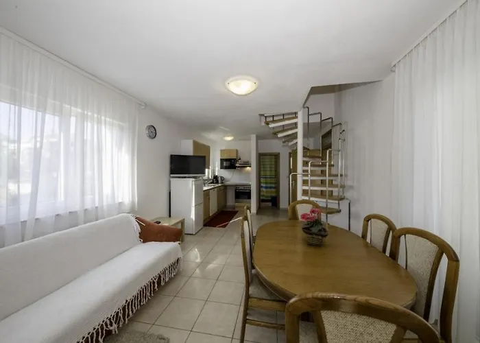 In With Terrace, Air Conditioning, Wi-fi, Dishwasher Lopar